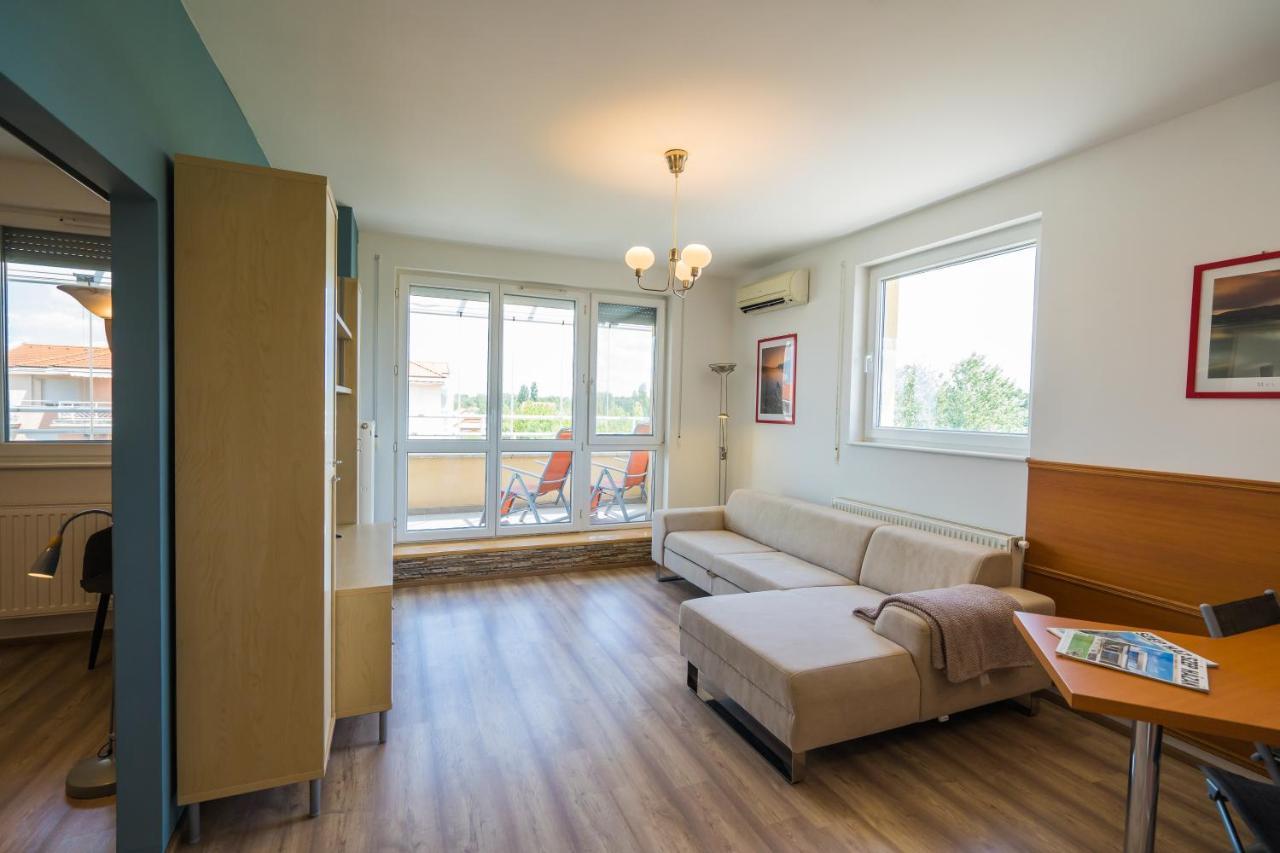 Myflat All-Season Apartment Siófok Kültér fotó