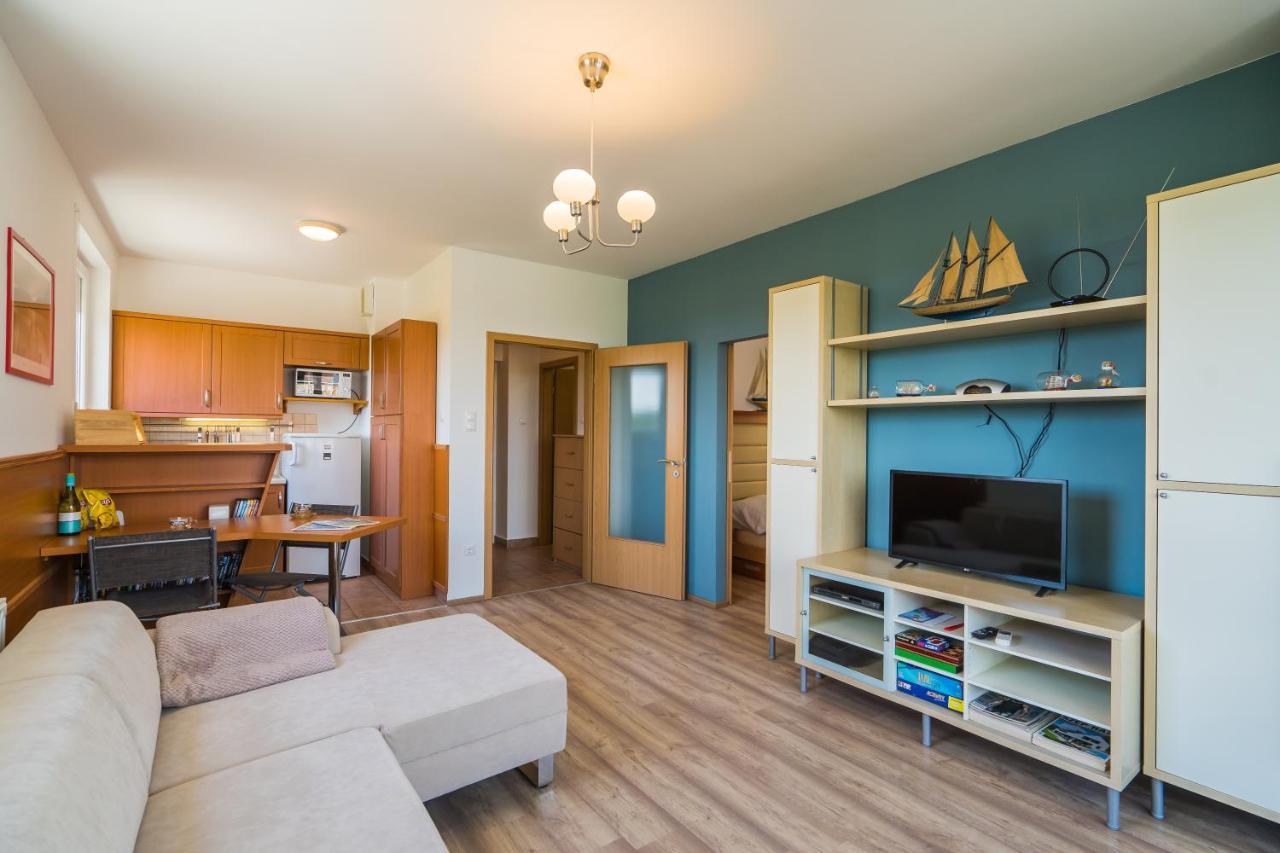 Myflat All-Season Apartment Siófok Kültér fotó