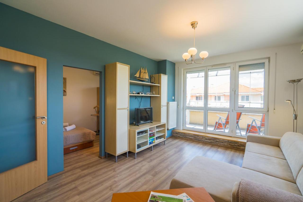 Myflat All-Season Apartment Siófok Kültér fotó