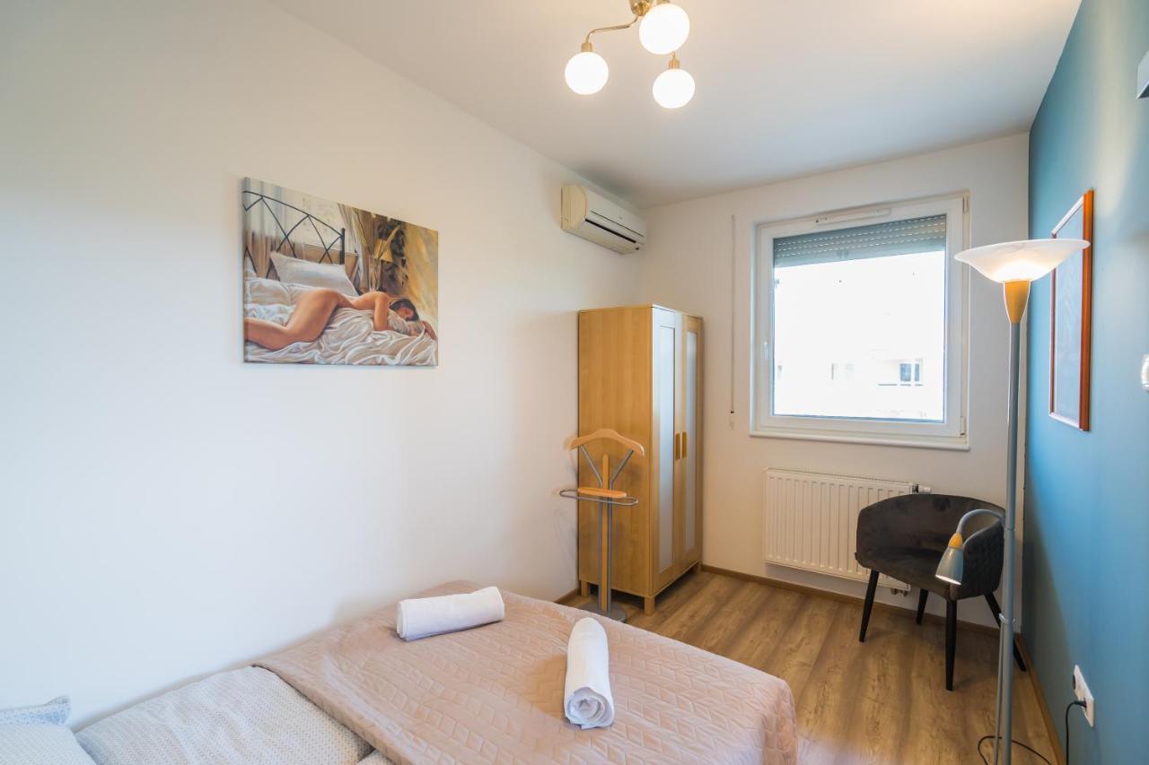 Myflat All-Season Apartment Siófok Kültér fotó
