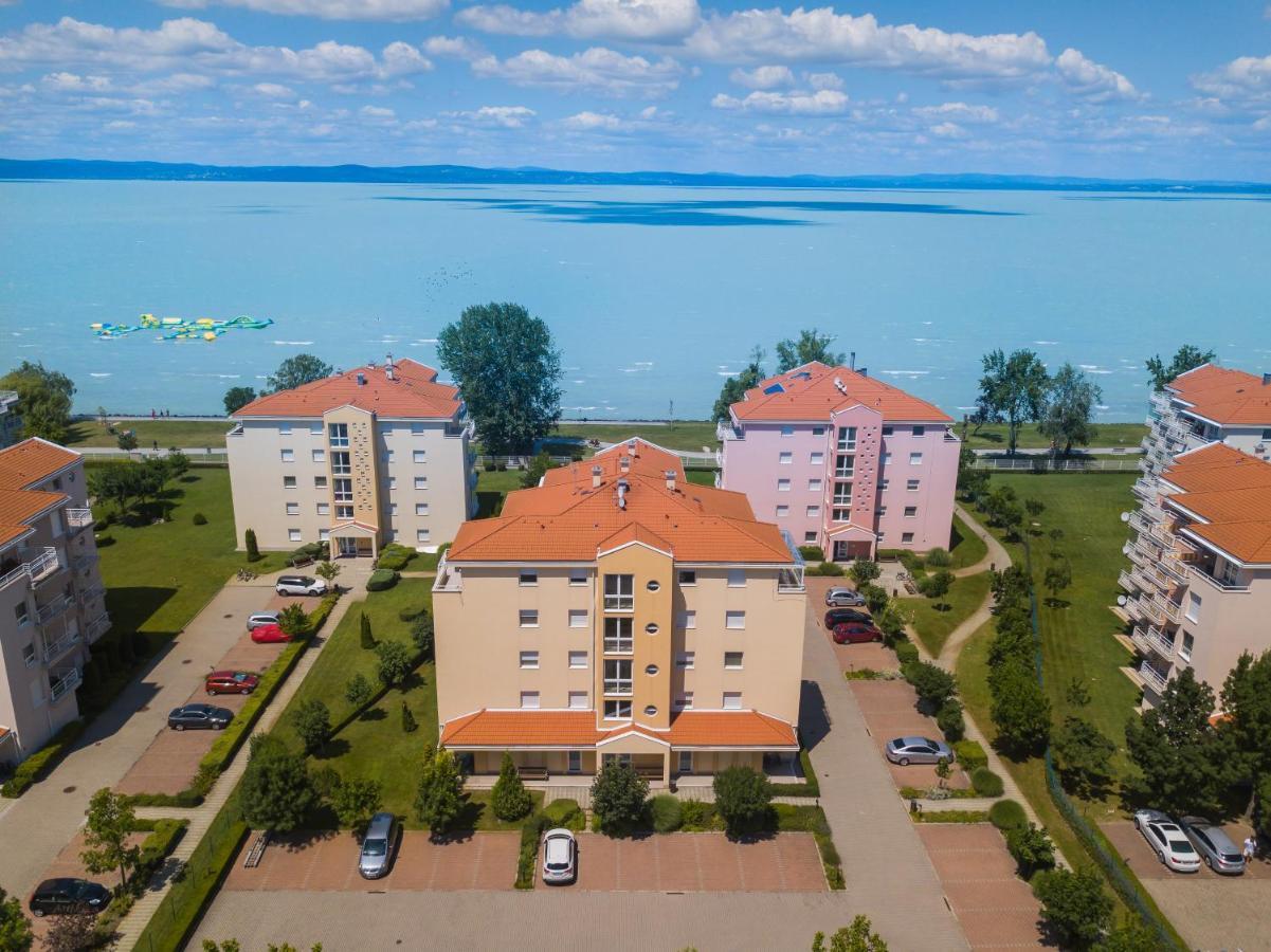 Myflat All-Season Apartment Siófok Kültér fotó